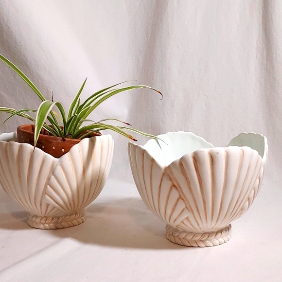 None Other - 2  Scallop shell planter dishes bowl catch-all dish or cookware